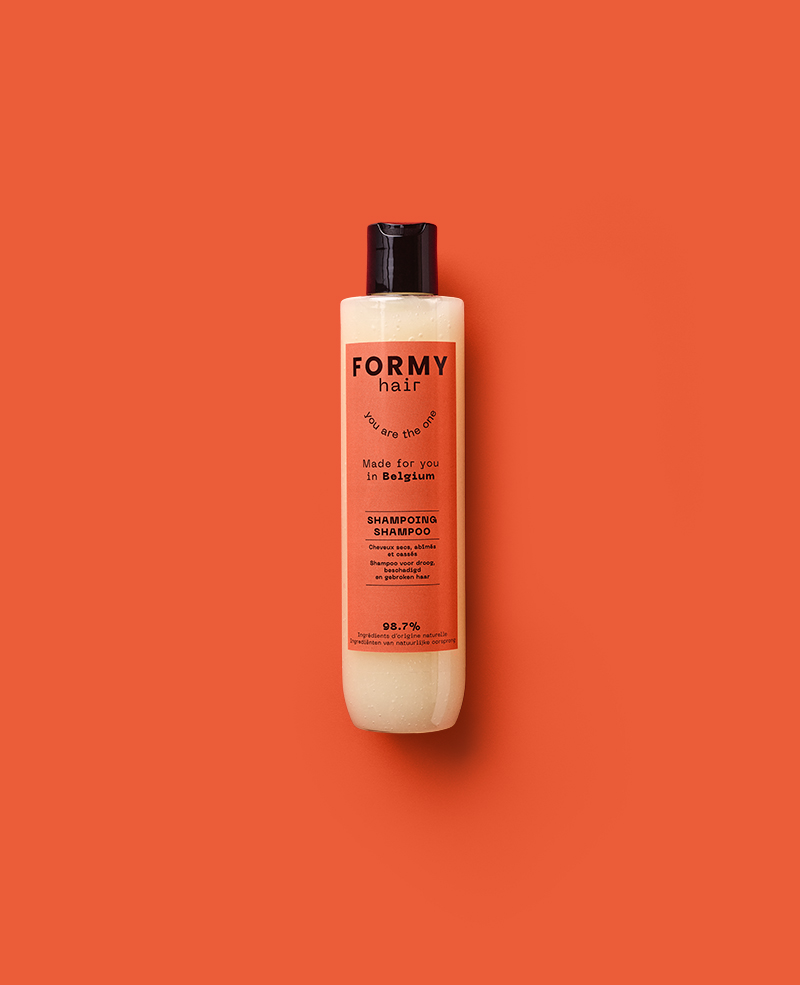 Flacon de shampoing liquide pour cheveux secs FORMY