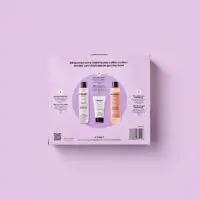 Coffret cadeau avec trois produits best-sellers: l'eau micellaire, la crème mains et le gel douche Hello Mango